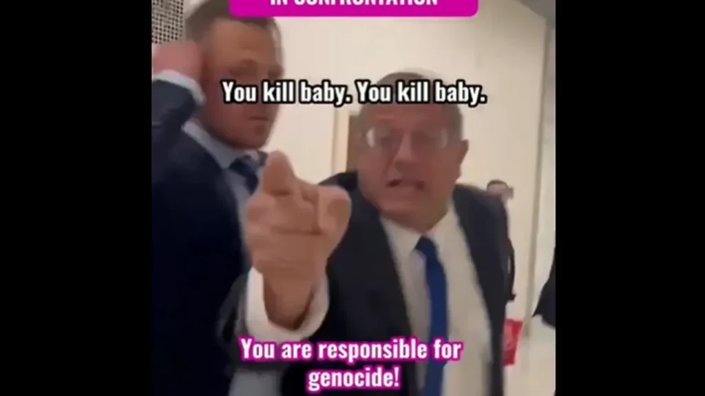 Israeli Minister confronted by US Jews
